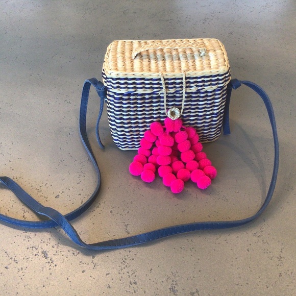 Nannacay Handbags - Nannacay straw blue & straw colored with adorable pink Pom Pom tassel